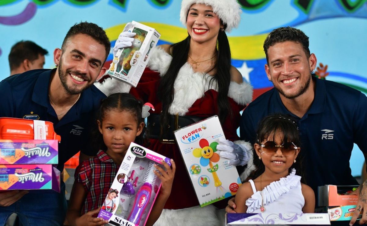 Monagas SC regala sonrisas y regalos en navidad