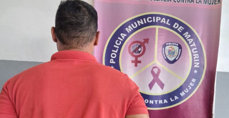 Intentó explotar unas bombonas de gas y quemar la casa