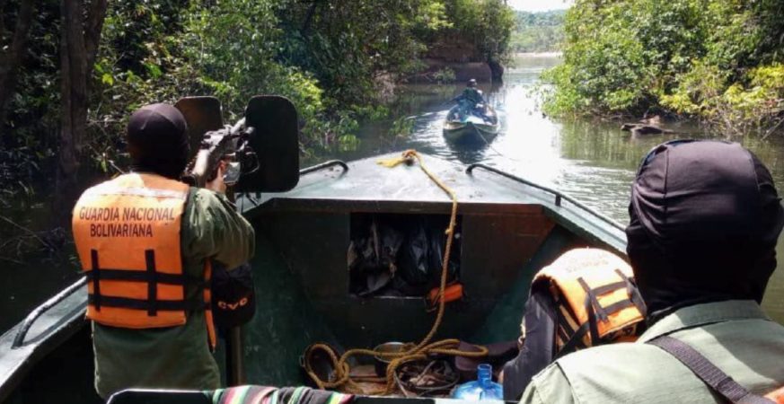 FANB desmantela nuevo campamento logístico de minería ilegal