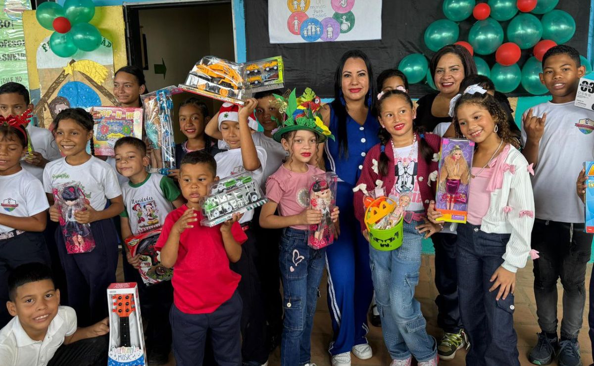 Campaña "Acéptame como soy” lleva alegría a niños