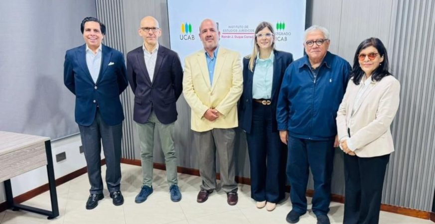 Clase abierta IEJRDC–UCAB