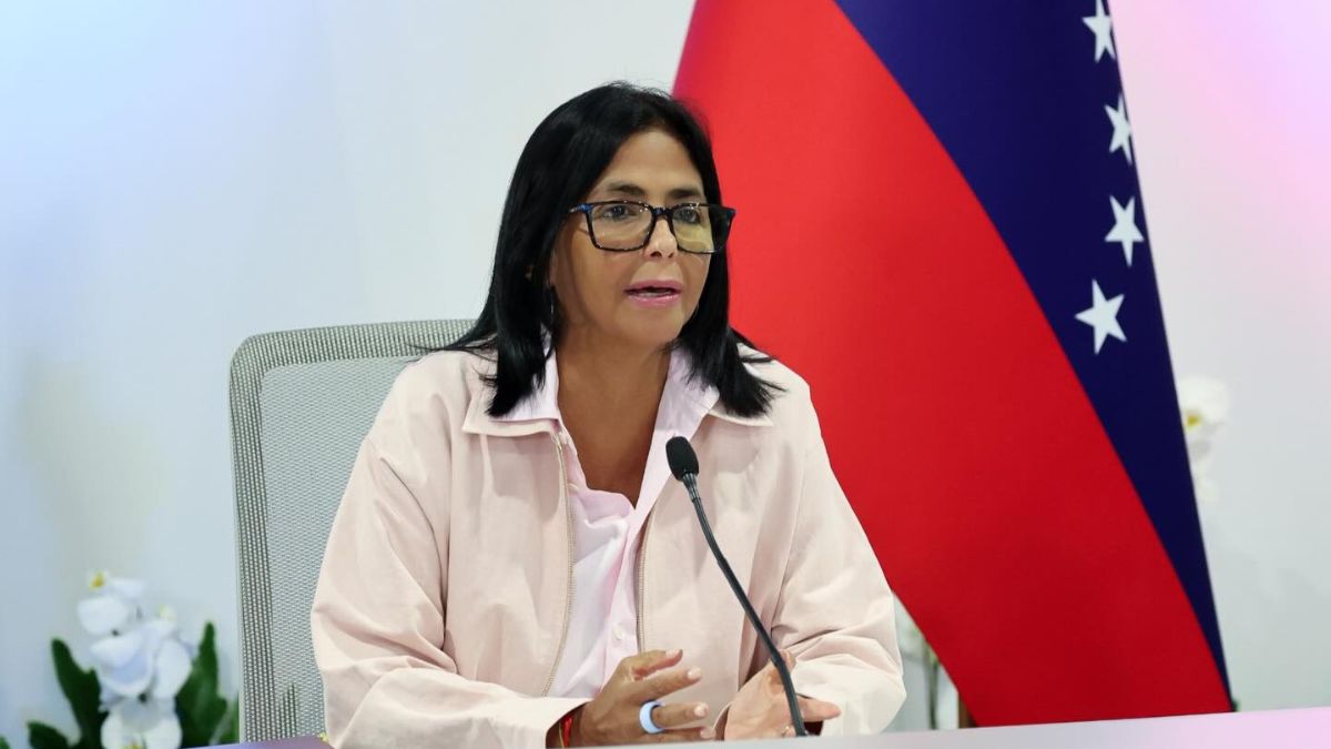 Salario mínimo integral será de 240 dólares mensuales