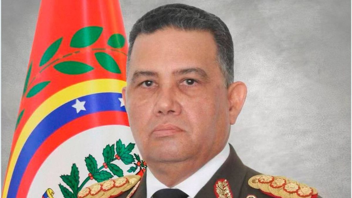 G/J Gustavo González López ratificado como Ministro