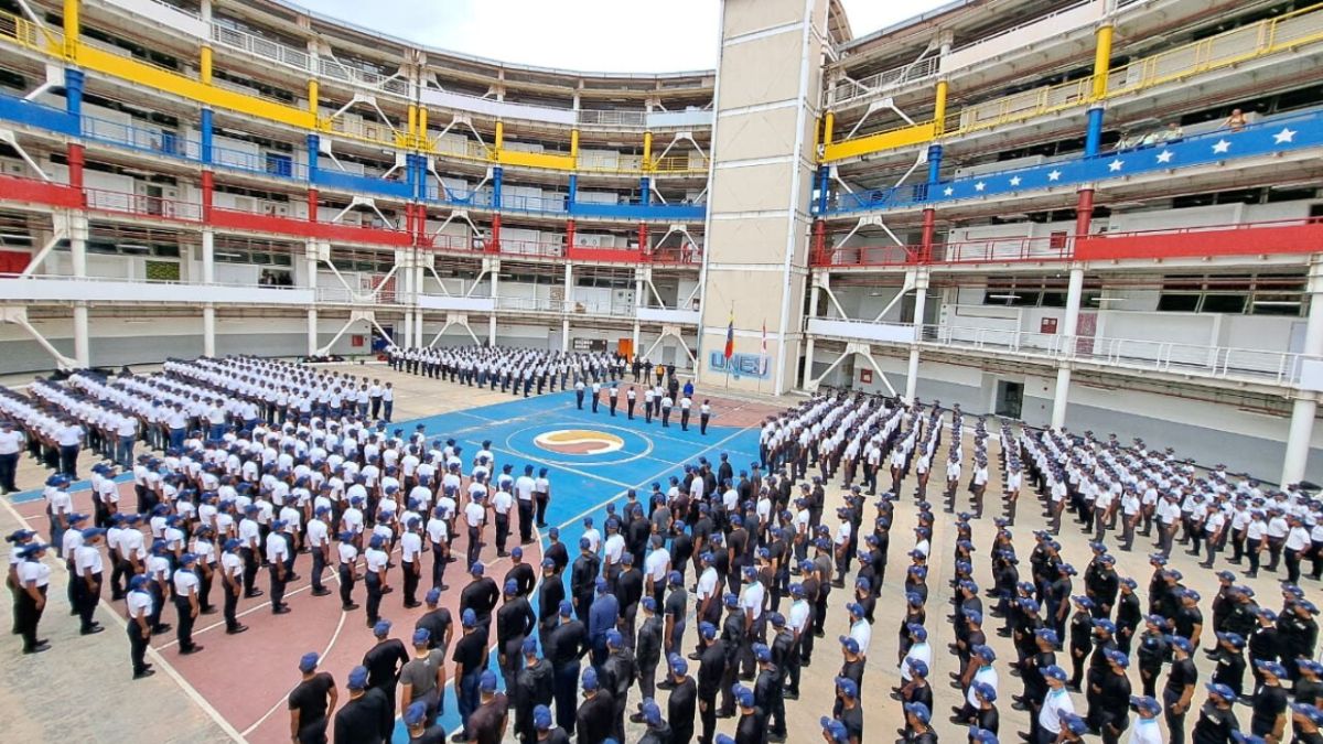 Expulsan a cuatro estudiantes de la UNES