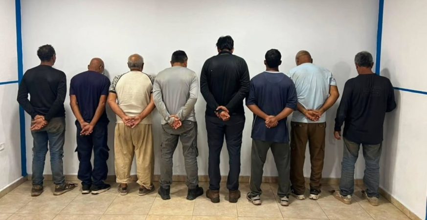 Cicpc desarticula pista clandestina y captura a ocho sujetos