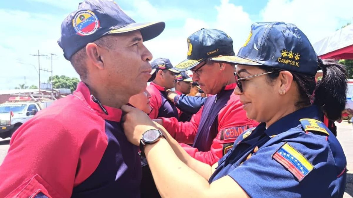 Otorgan reconocimientos a 35 funcionarios de Monagas, en el marco del Día Nacional del Bombero