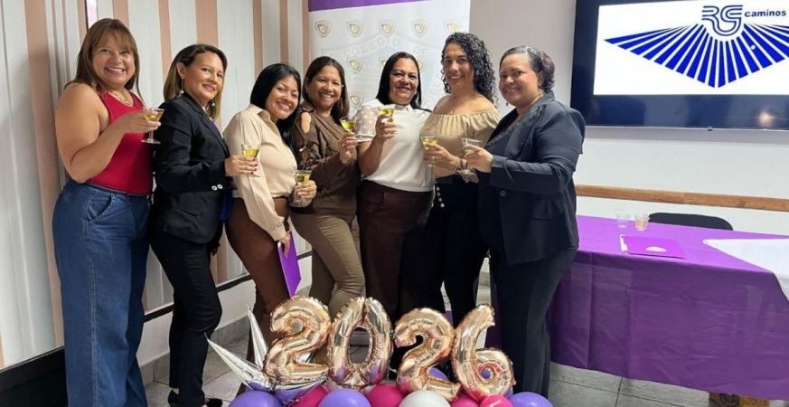 Nueve higienistas dentales recibieron la acreditación